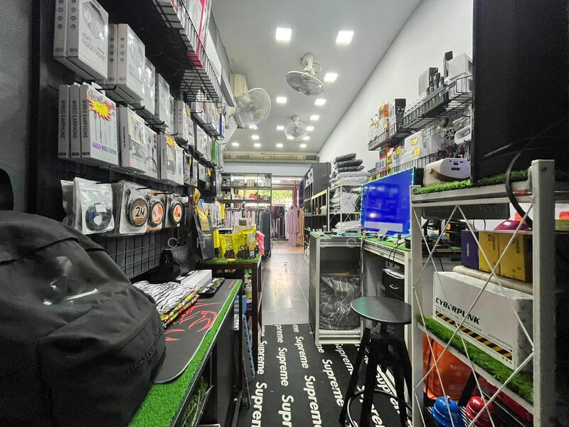 374 Bukit Batok Street 31, 374 Bukit Batok Street 31, 260 sqft, Shop / Shophouse For Rent, by Chris Goh, 25405892 - CommercialGuru.com.sg