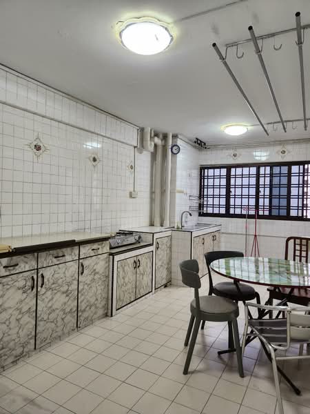 308 Hougang Avenue 5, 308 Hougang Avenue 5, 1 Bedroom, 650 sqft, HDB Flat For Rent, by Justin Lee, 25406327 - PropertyGuru.com.sg