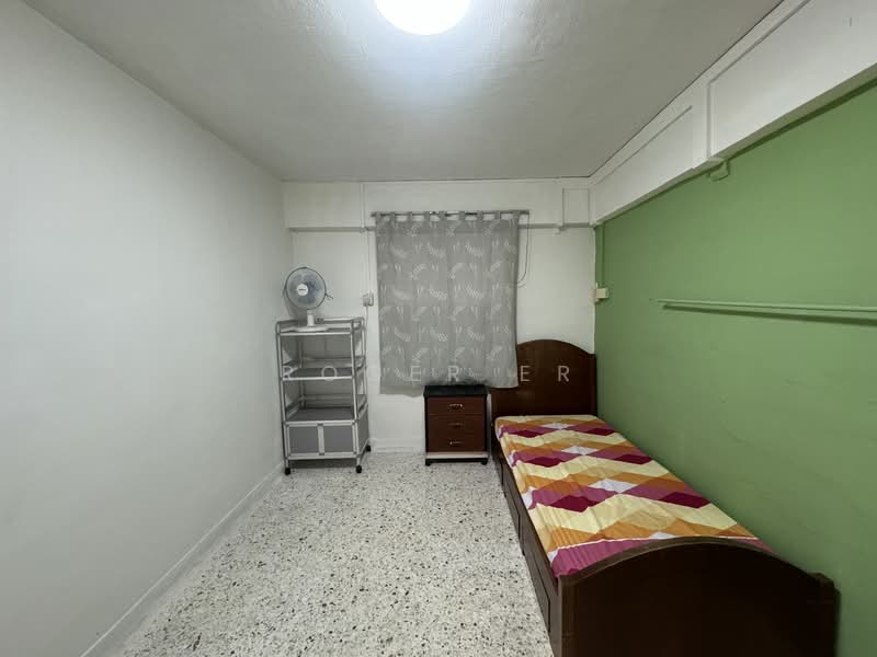 138 Bedok North Street 2, 138 Bedok North Street 2, 2 Bedrooms, 700 sqft, HDB Flat For Rent, by Roger Er, 25406850 - PropertyGuru.com.sg