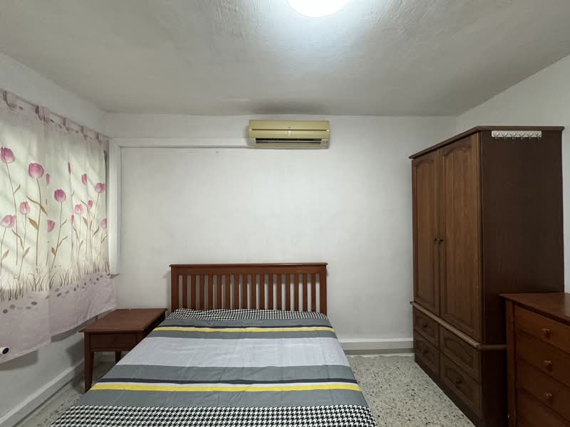 138 Bedok North Street 2, 138 Bedok North Street 2, 2 Bedrooms, 700 sqft, HDB Flat For Rent, by Roger Er, 25406850 - PropertyGuru.com.sg