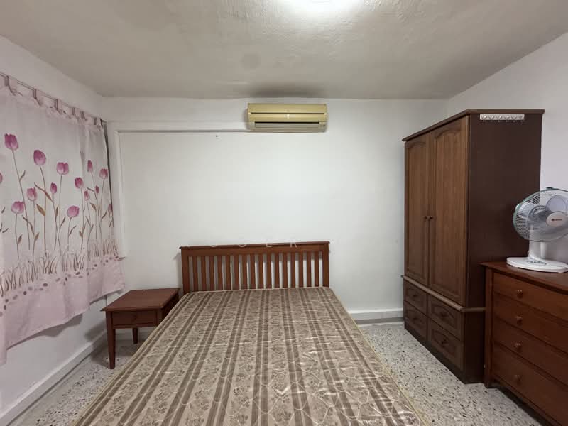138 Bedok North Street 2, 138 Bedok North Street 2, 2 Bedrooms, 700 sqft, HDB Flat For Rent, by Roger Er, 25406850 - PropertyGuru.com.sg