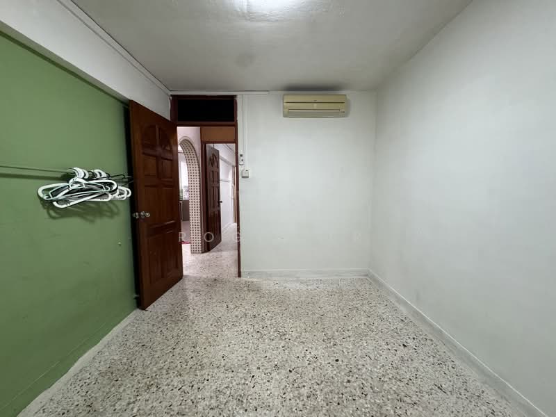 138 Bedok North Street 2, 138 Bedok North Street 2, 2 Bedrooms, 700 sqft, HDB Flat For Rent, by Roger Er, 25406850 - PropertyGuru.com.sg