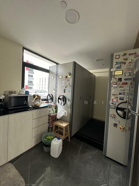 Oxley BizHub 2, 62 Ubi Road 1, 1,905 sqft, Light Industrial (B1) For Rent, by Andrew Nair, 25406851 - CommercialGuru.com.sg