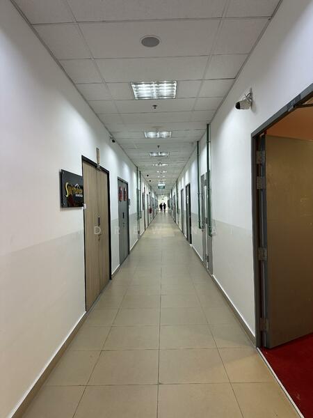 Oxley BizHub 2, 62 Ubi Road 1, 1,905 sqft, Light Industrial (B1) For Rent, by Andrew Nair, 25406851 - CommercialGuru.com.sg