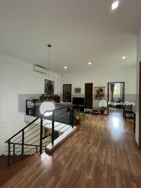 For Sale - Resort like well maintained corner terrace for sale