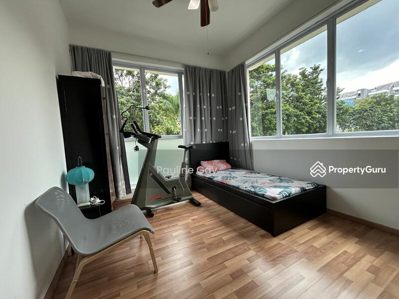 For Sale - Resort like well maintained corner terrace for sale