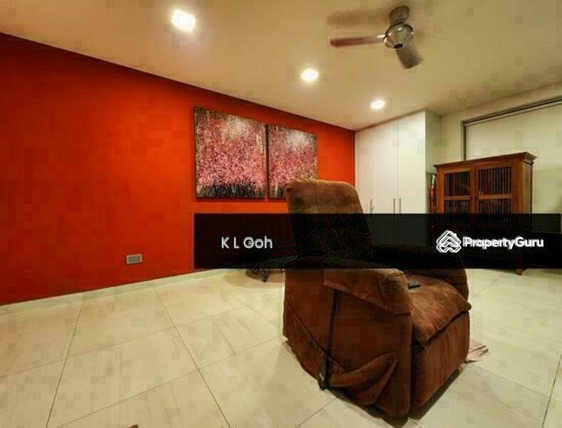 For Sale - ⭐️⭐️LANDED7772@GOOD COND TER WITH FULL BASEMENT, 1KM TO ST NIC, WALK TO NATURE RESERVE. ☎️83827772