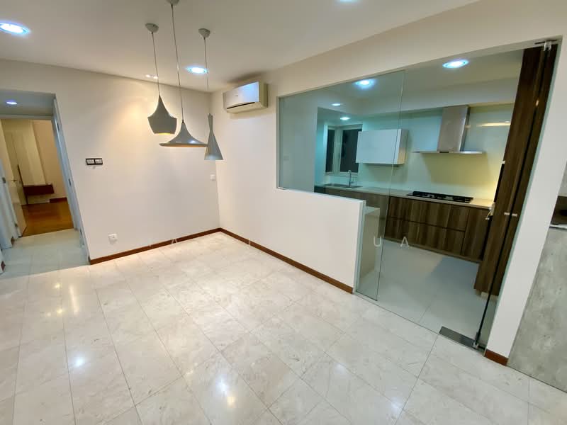 The Gardens at Bishan, 3 Sin Min Walk, 3 Bedrooms, 1,206 sqft, Condominium For Rent, by Malvin Chua, 25407728 - Dining room with view of kitchen - PropertyGuru.com.sg