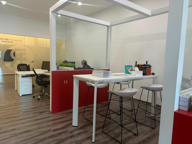 Interlocal Centre, 100G Pasir Panjang Road, 3,528 sqft, Light Industrial (B1) For Rent, by He Yifei, 25409636 - CommercialGuru.com.sg