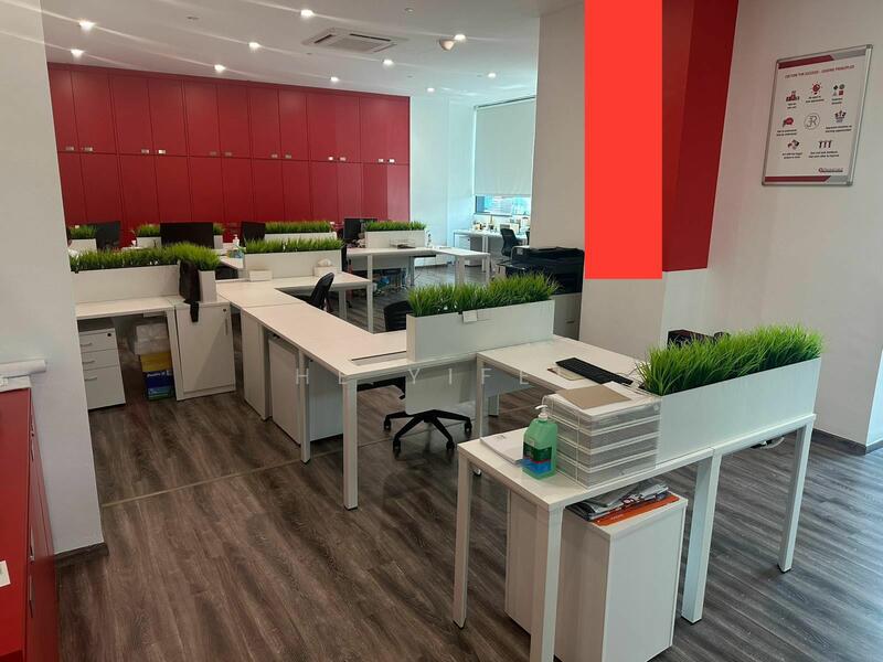 Interlocal Centre, 100G Pasir Panjang Road, 3,528 sqft, Light Industrial (B1) For Rent, by He Yifei, 25409636 - CommercialGuru.com.sg