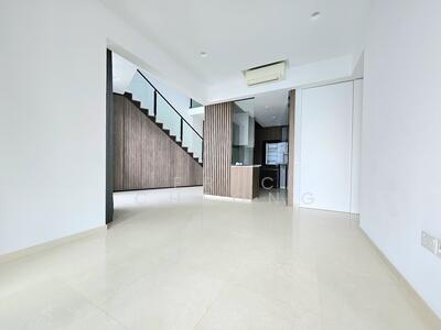 For Sale - The Crest