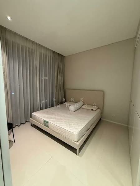 Scotts Square, 8 Scotts Road, 1 Bedroom, 635 sqft, Apartment For Rent, by Hans Tjondro, 25409674 - PropertyGuru.com.sg