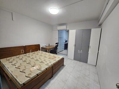 For Rent - 822 Jurong West Street 81