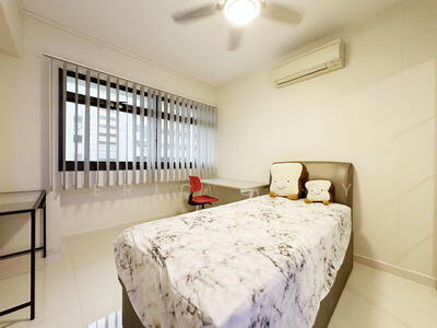 For Rent - 705 Tampines Street 71