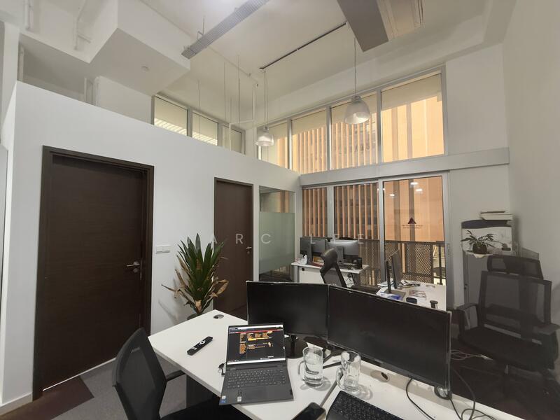Eon Shenton, 70 Shenton Way, 1,109 sqft, Office For Sale, by Marc Lee, 25410611 - CommercialGuru.com.sg