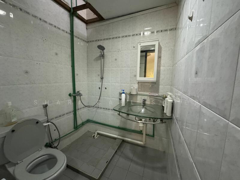 Bedok Road, , 6 Bedrooms, 3,455 sqft, Semi-Detached House For Sale, by Shari Albahar-Carlesater, 25410912 - PropertyGuru.com.sg