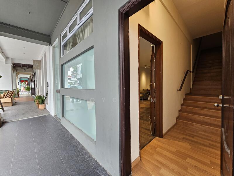 Shophouse /Tiong Bahru / Havelock/ River Valley / Chinatown, Tiong Bahru /Havelock / River Valley / Chinatown, 2,600 sqft, Shop / Shophouse For Sale, by Lloyd Lim, 25411216 - CommercialGuru.com.sg