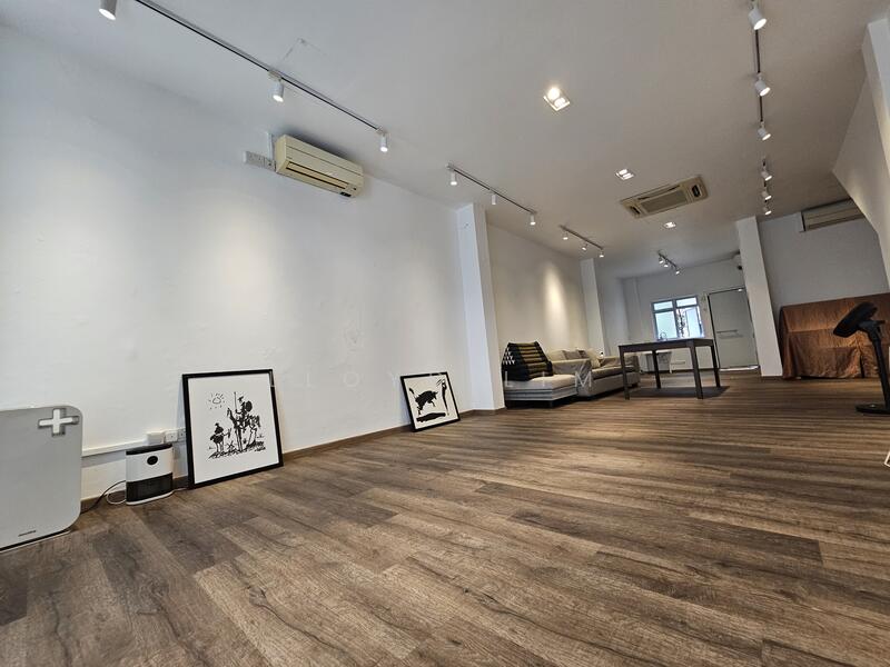 Shophouse /Tiong Bahru / Havelock/ River Valley / Chinatown, Tiong Bahru /Havelock / River Valley / Chinatown, 2,600 sqft, Shop / Shophouse For Sale, by Lloyd Lim, 25411216 - CommercialGuru.com.sg