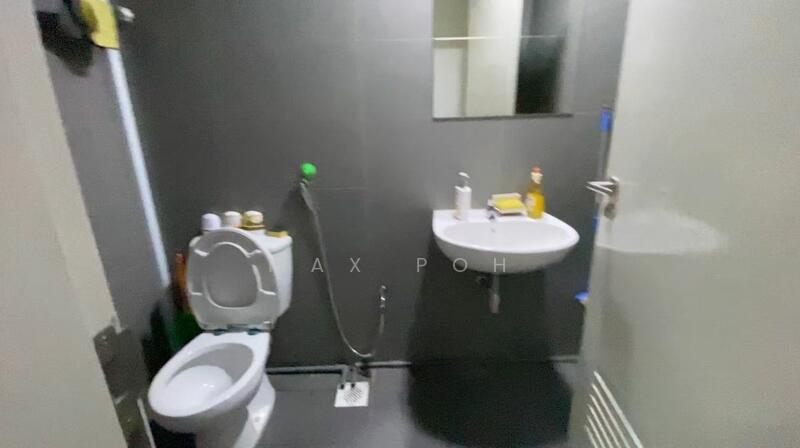 CT Hub 2, 114 Lavender Street, 969 sqft, Light Industrial (B1) For Sale, by Max Poh, 25411452 - CommercialGuru.com.sg