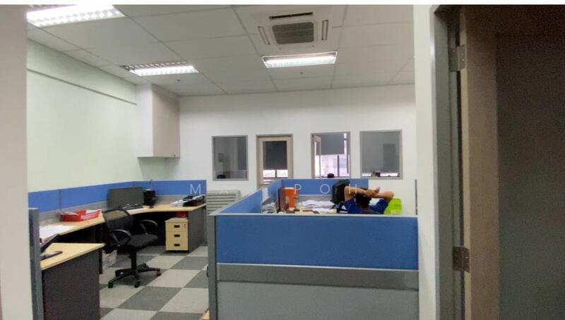 CT Hub 2, 114 Lavender Street, 969 sqft, Light Industrial (B1) For Sale, by Max Poh, 25411452 - CommercialGuru.com.sg