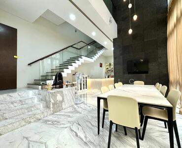 For Sale - ⭐️⭐️LANDED7772@ move in semi d 3 cars 6rms