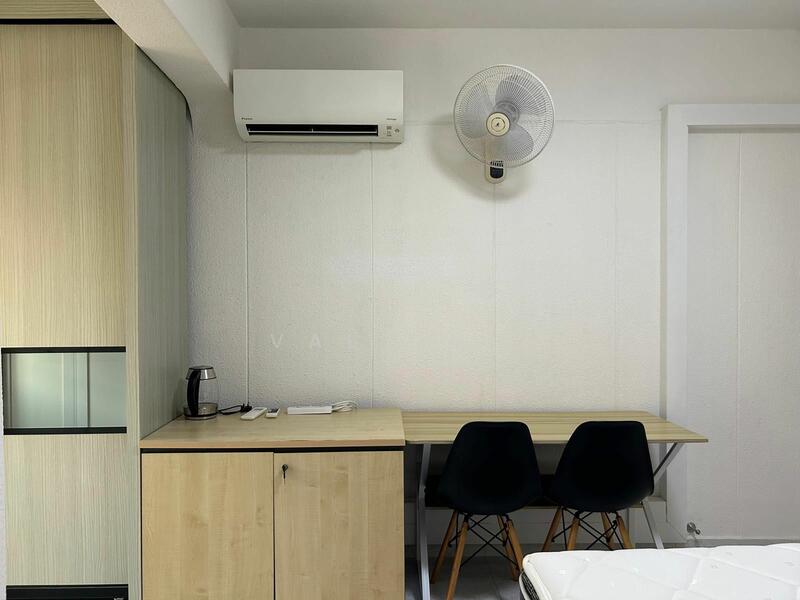 211 Bishan (Master): Master Bedroom