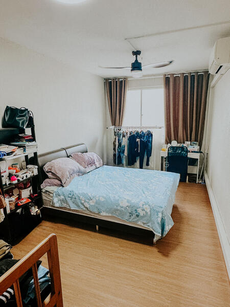 For Rent - 743 Jurong West Street 73