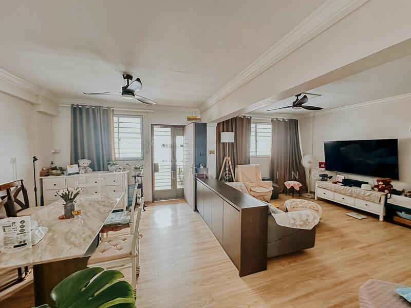 For Rent - 743 Jurong West Street 73