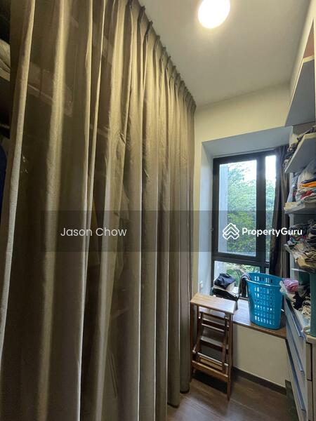 Walk-In Wardrobe
