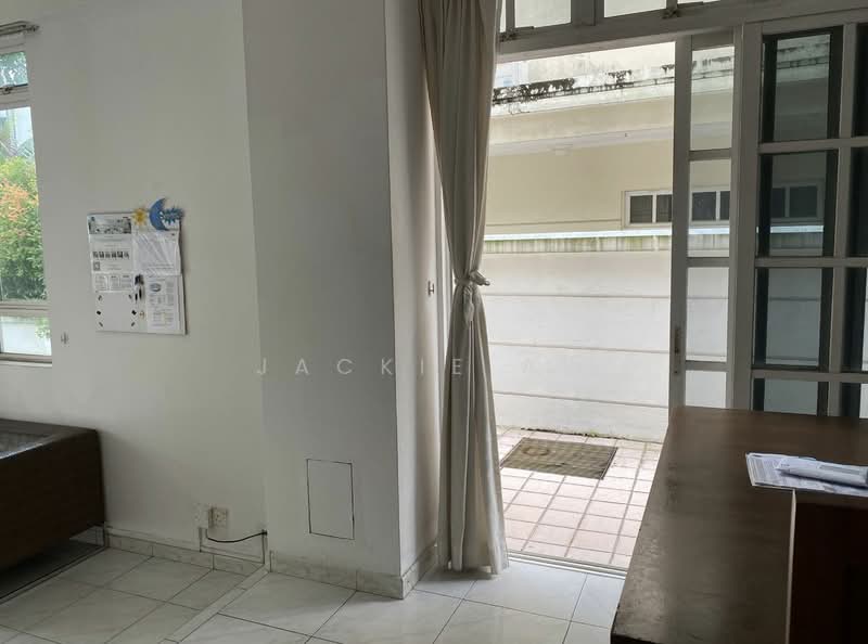 Toh Tuck Terrace/near Beauty World Mrt, , Room Rental, 160 sqft, Terraced House For Rent, by Jackie Aw, 25412988 - PropertyGuru.com.sg