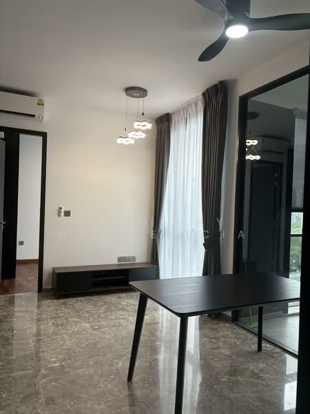 Hyll on Holland, 99 Holland Road, 2 Bedrooms, 700 sqft, Condominium For Rent, by Khoo May May Felicia, 25413092 - PropertyGuru.com.sg