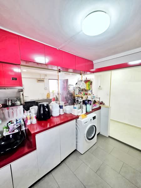 17 Beach Road, 17 Beach Road, 3 Bedrooms, 829 sqft, HDB Flat For Sale, by Eric Ang, 25413161 - PropertyGuru.com.sg
