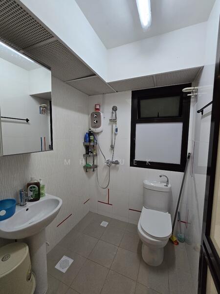 For Sale - 998B Buangkok Crescent