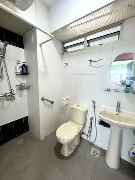 18D Holland Drive, 18D Holland Drive, Room Rental, 130 sqft, HDB Flat For Rent, by Tan Kian Seng, 25413461 - PropertyGuru.com.sg