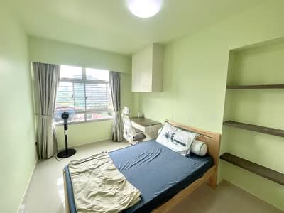 For Rent - 18D Holland Drive