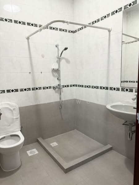 Hazel Park Terrace, 94 Hazel Park Terrace, Room Rental, 100 sqft, Terraced House For Rent, by Cavin Wong, 25414209 - PropertyGuru.com.sg