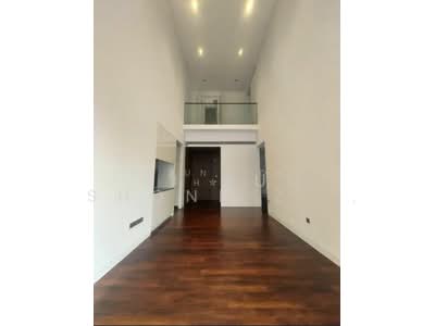For Rent - Lloyd SixtyFive