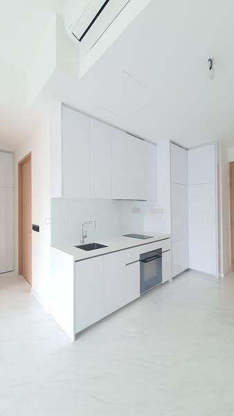 For Rent - Peak Residence