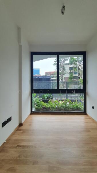 For Rent - Peak Residence