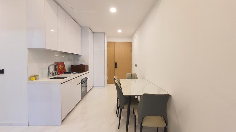 For Rent - Peak Residence