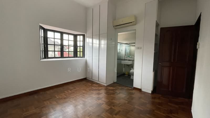 Chuan Terrace, Chuan Terrace, 5 Bedrooms, 3,500 sqft, Terraced House For Rent, by Ruth Lim, 25415392 - PropertyGuru.com.sg