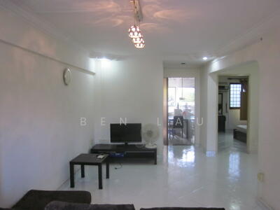 For Rent - 303 Jurong East Street 32