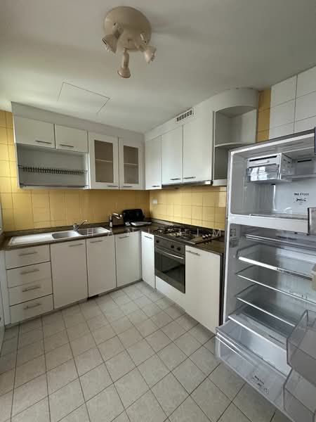 Queens, 10 Stirling Road, 4 Bedrooms, 2,230 sqft, Condominium For Rent, by Hani Lim, 25416778 - PropertyGuru.com.sg