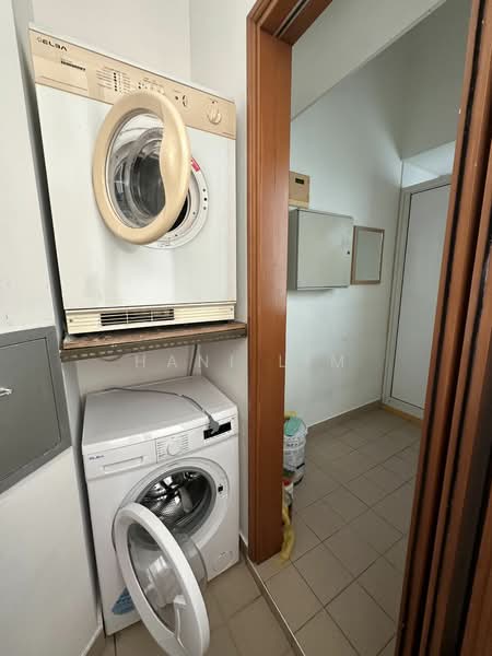 Queens, 10 Stirling Road, 4 Bedrooms, 2,230 sqft, Condominium For Rent, by Hani Lim, 25416778 - PropertyGuru.com.sg