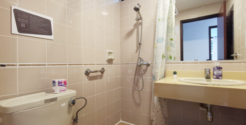 03-02 COMMON BATHROOM