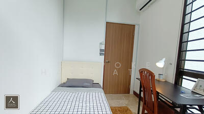 For Rent - Parc Oasis