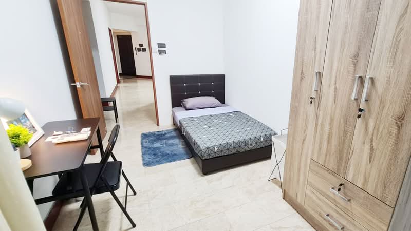 Parc Oasis, 35 Jurong East Avenue 1, Room Rental, 100 sqft, Condominium For Rent, by Bespoke Habitat Pte Ltd, 25417603 - 10-06 CR4 - PropertyGuru.com.sg