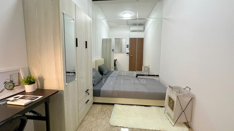Parc Oasis, 35 Jurong East Avenue 1, Room Rental, 100 sqft, Condominium For Rent, by Bespoke Habitat Pte Ltd, 25417603 - 15-01 ECON1 - PropertyGuru.com.sg