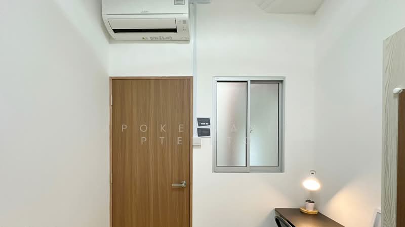 Parc Oasis, 35 Jurong East Avenue 1, Room Rental, 100 sqft, Condominium For Rent, by Bespoke Habitat Pte Ltd, 25417603 - 15-01 ECON1 - PropertyGuru.com.sg