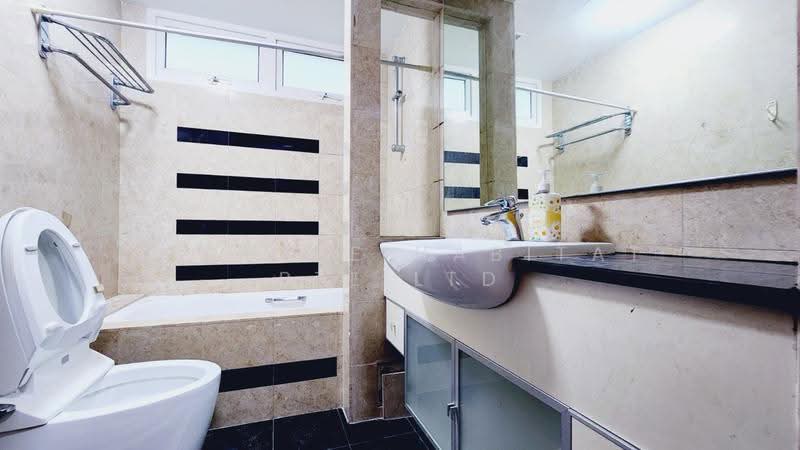 The Warren, 41 Choa Chu Kang Loop, Dairy Farm / Bukit Panjang / Choa Chu Kang, Room Rental, 100 sqft, Condominium For Rent, by Bespoke Habitat Pte Ltd, 25417640 - 01-31 MBR6 Bathroom - PropertyGuru.com.sg